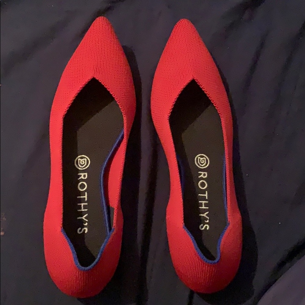 Rothys Chili Red Point Flats